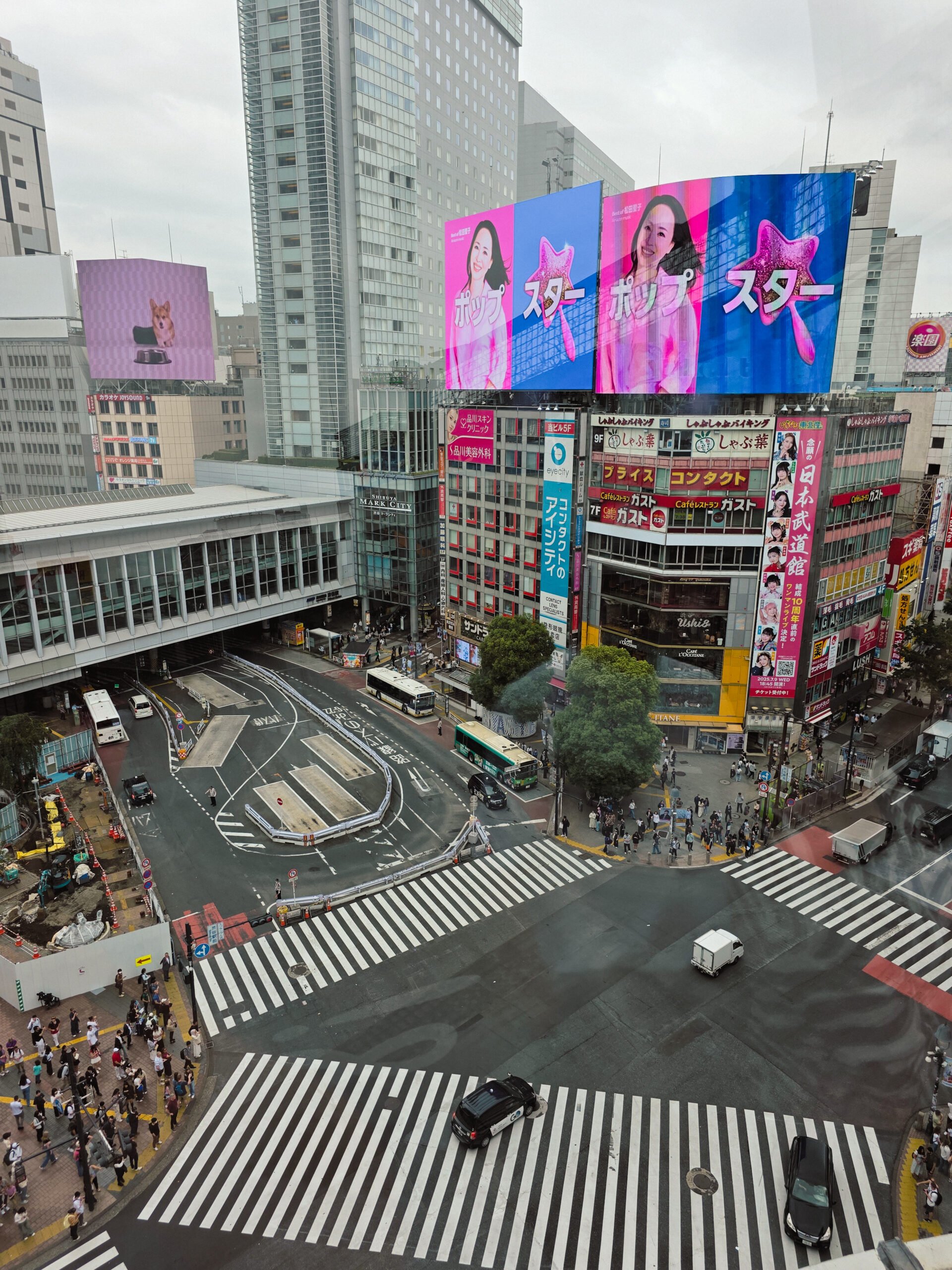 shibuya-crossing Shibuya Crossing, o cruzamento mais movimentado do mundo.
